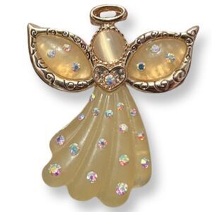 NWOT Signed Kenneth Cold Gold Tone And Rhinestone Angel Brooch